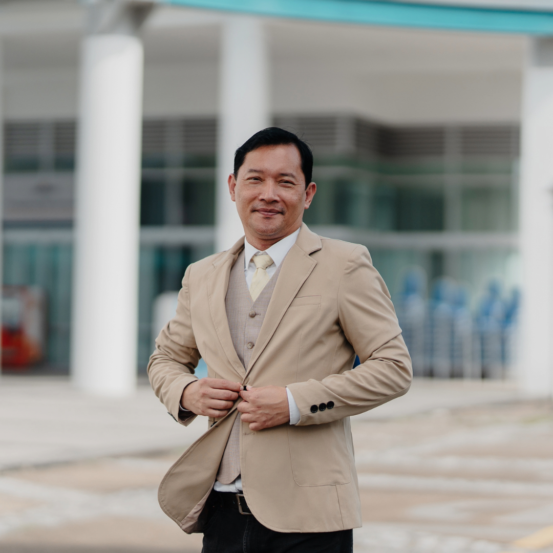 Associate Professor Dr Roslan Ali